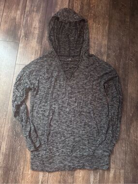 Alya Women's Heathered Dark Gray Hooded Pullover